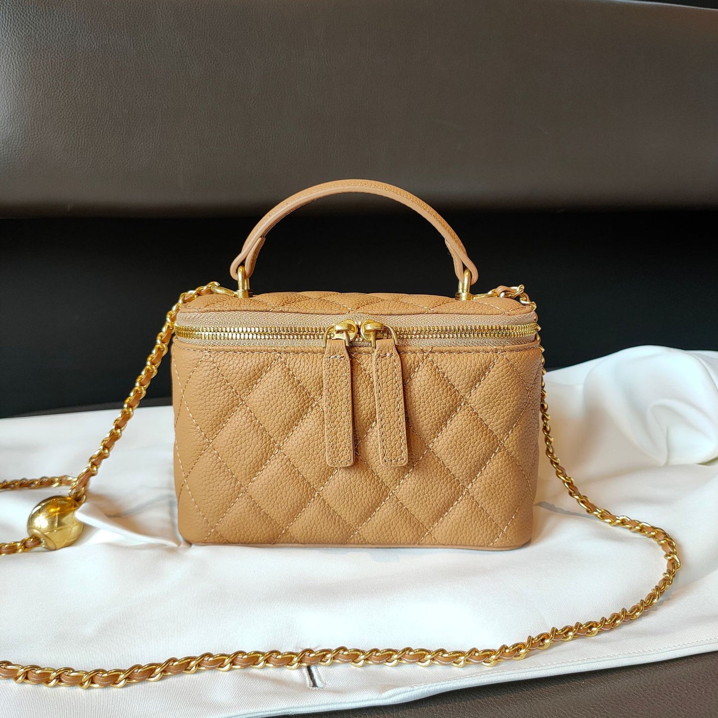 Women's & Men's Golden Balls Box Portable Top Layer Bags