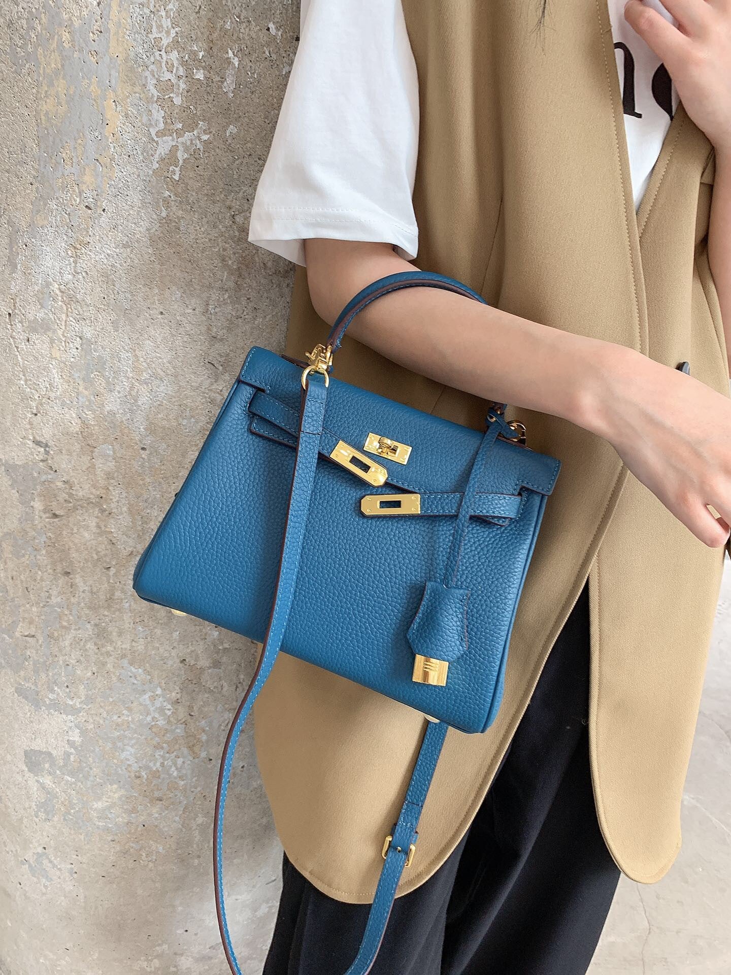 Women's Genuine Leather Kelly Soft Large Fashion Litchi Handbags