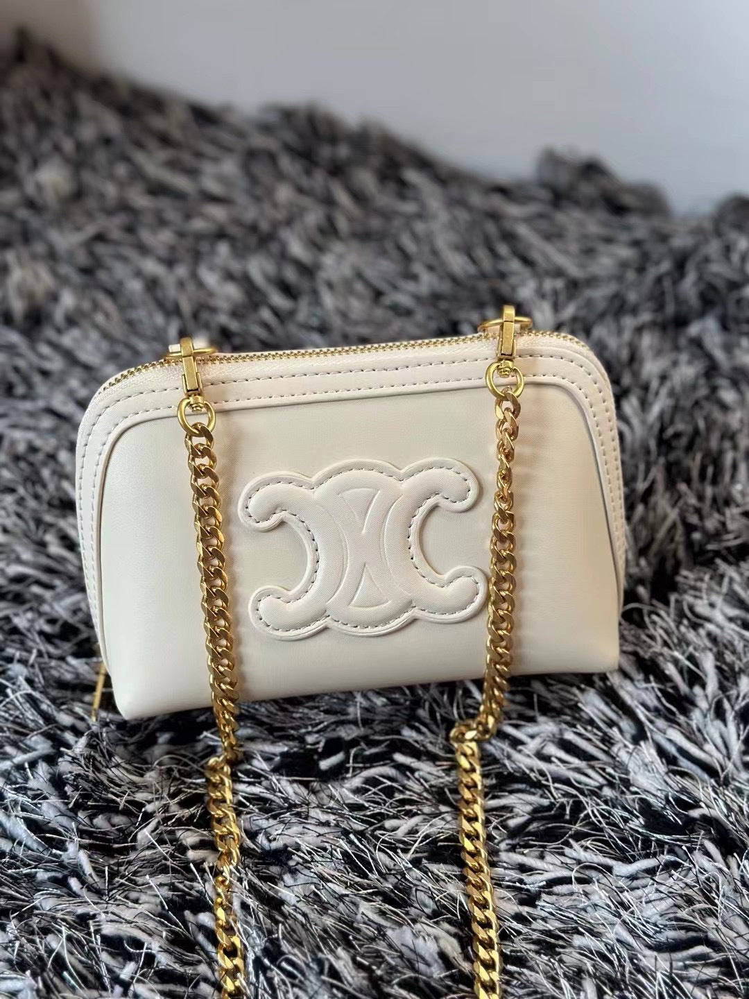 Women's Retro Arc Shell Mini Presbyopic Chain Shoulder Bags