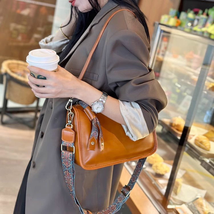 Women's High-grade French Stick Underarm Large Capacity Small Square Bags