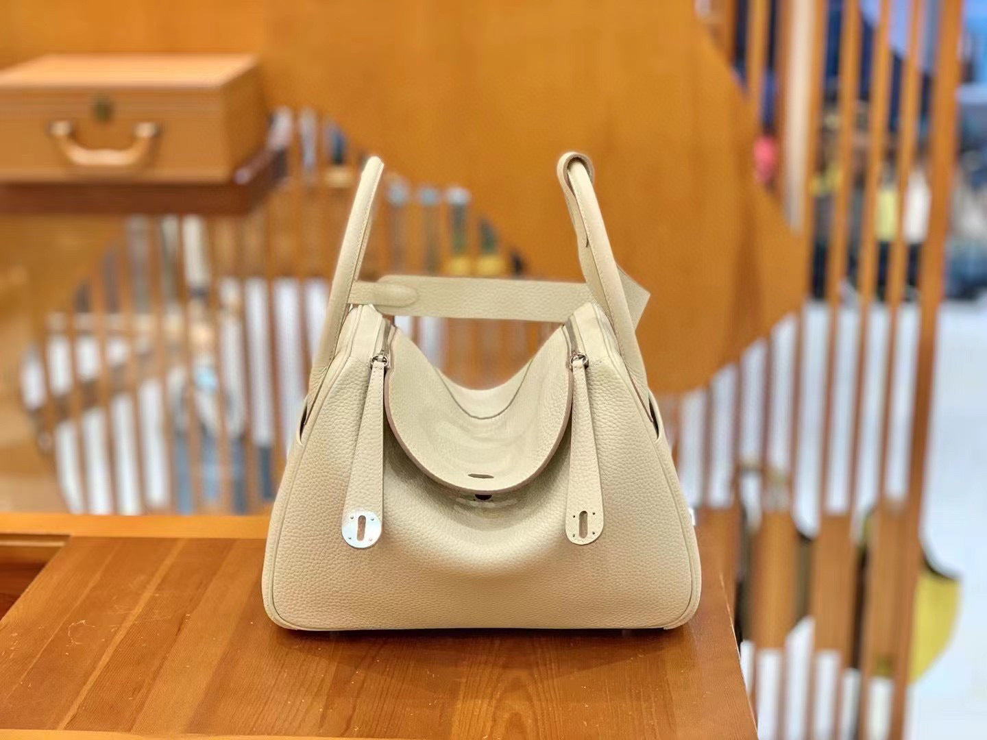 Imported Cowhide Wax Line Handmade Lindy Crossbody Bags