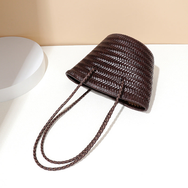 Retro First Layer Cowhide Hand-woven Single Niche Leather Bucket Bags