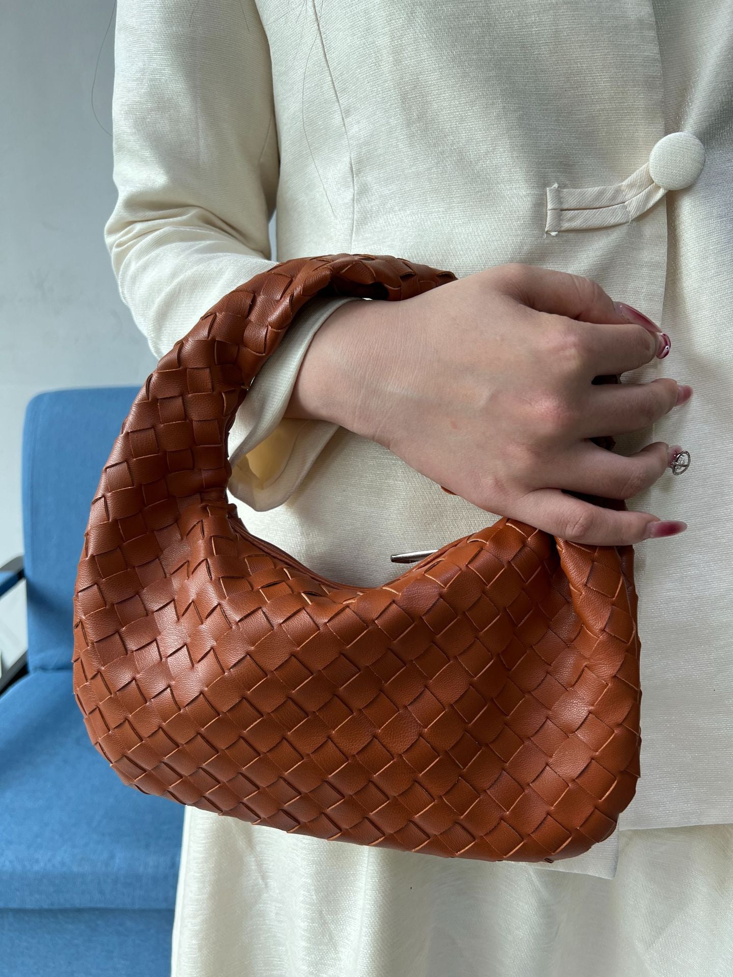 Knotted Hand-woven Horn Portable Dumpling Lot Handbags