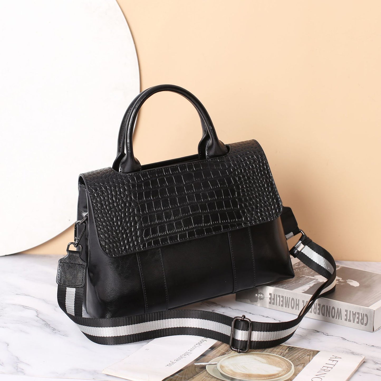 Women's Genuine Leather Fashionable Large Capacity Textured Handbags