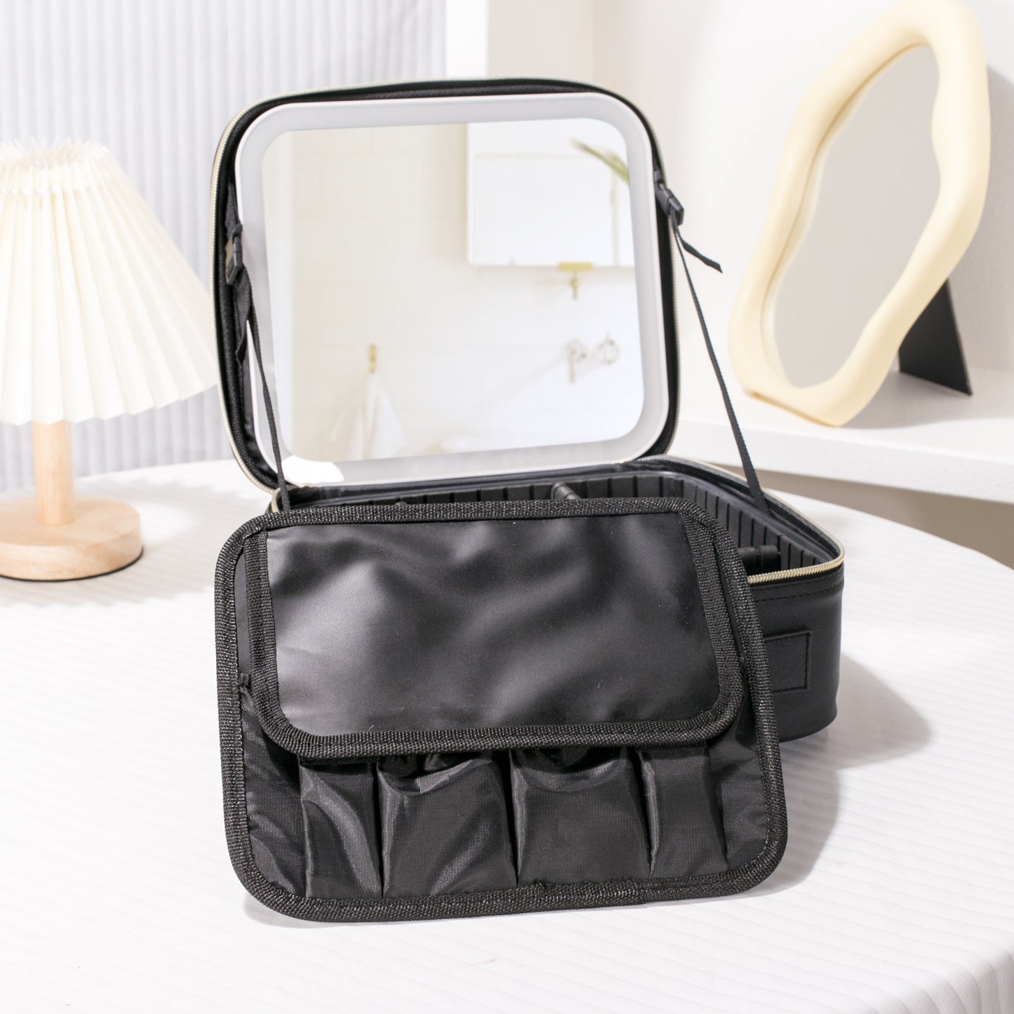 Light Large Capacity High Sense Size Diamond Cosmetic Bags