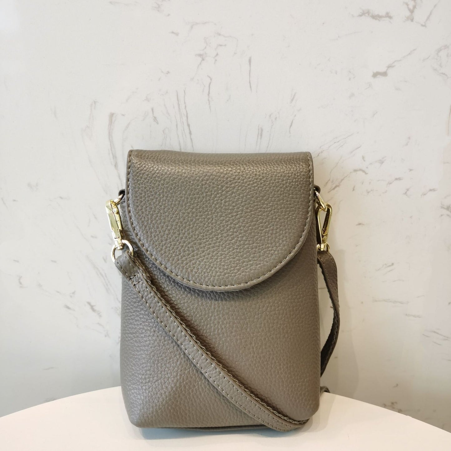 Women's First Layer Cowhide Leather Trendy Wild Shoulder Bags