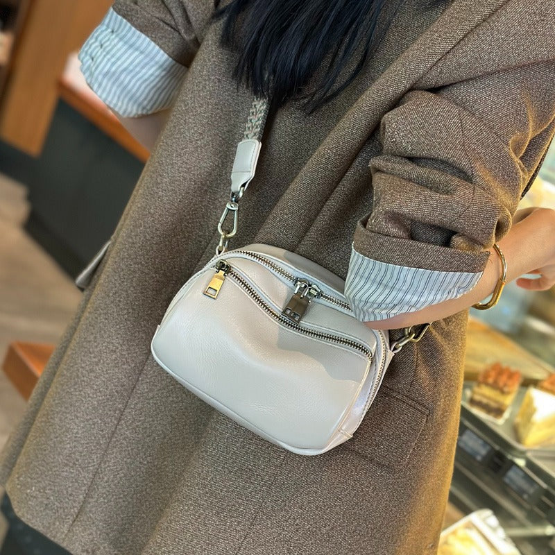 Women's Vegetable Tanning Leather Genuine Design Textured Bags