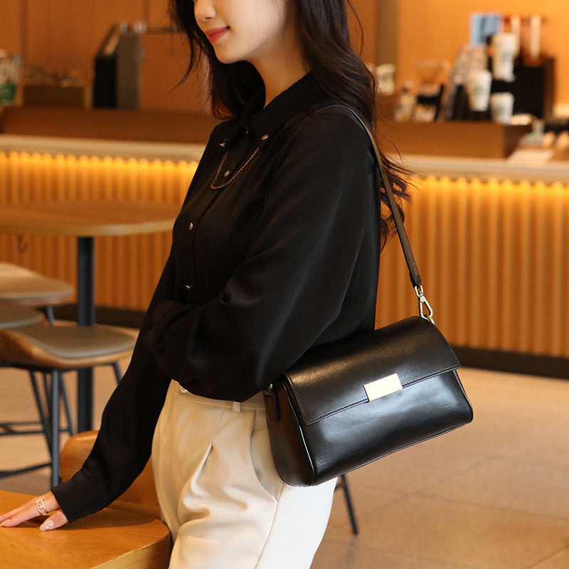 Women's Cowhide Retro Underarm Fashion Advanced Texture Small Square Bags