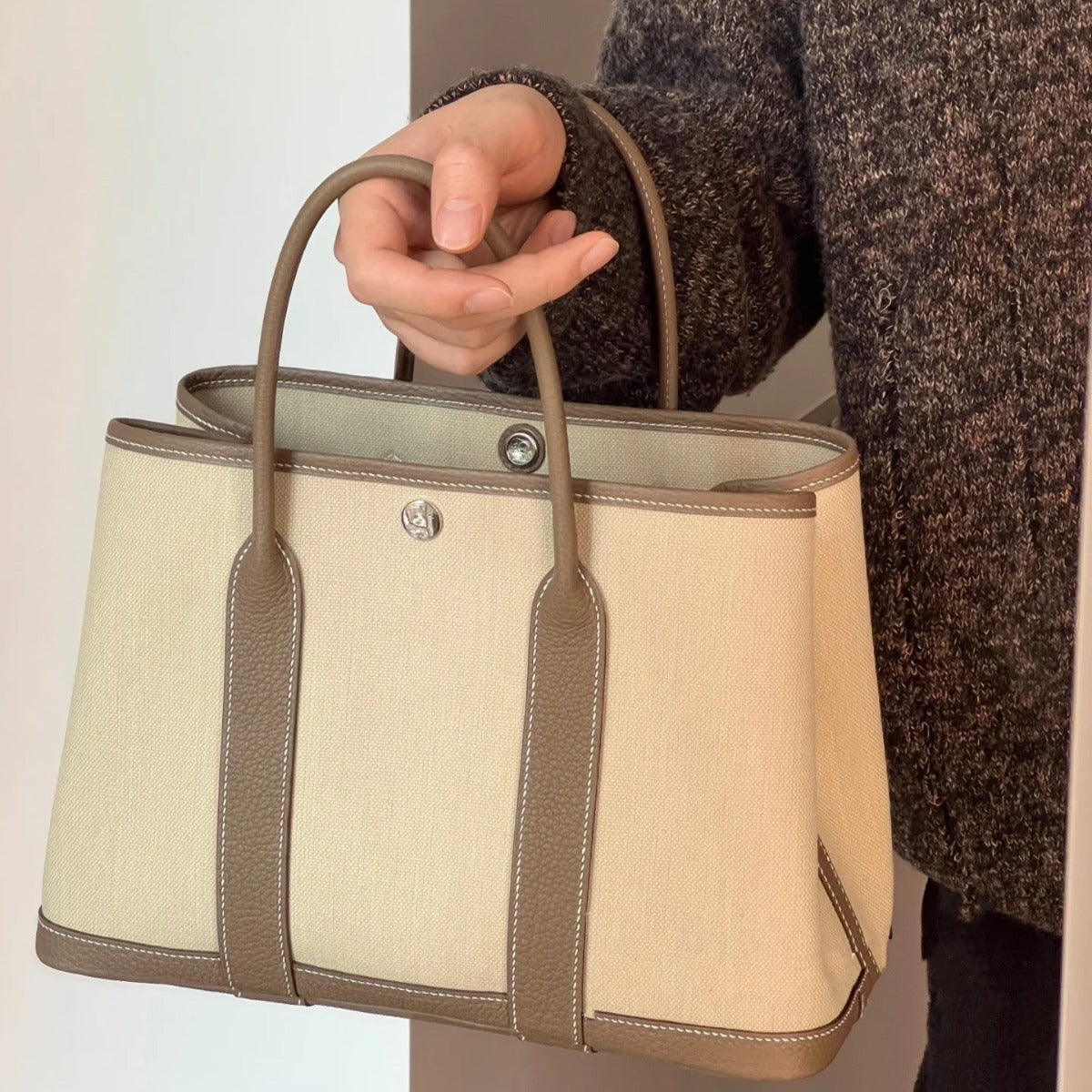 First Layer Cowhide Stitching Canvas Large Bucket Bags