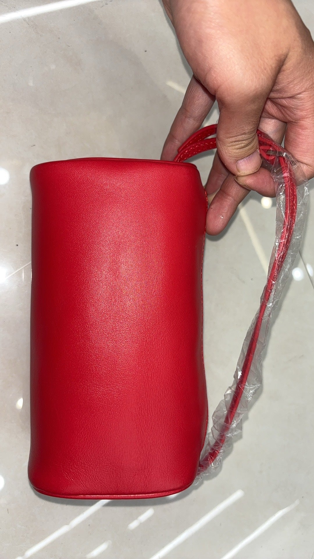 Women's Layer Cowhide Niche Designer High-grade Cylinder Handbags