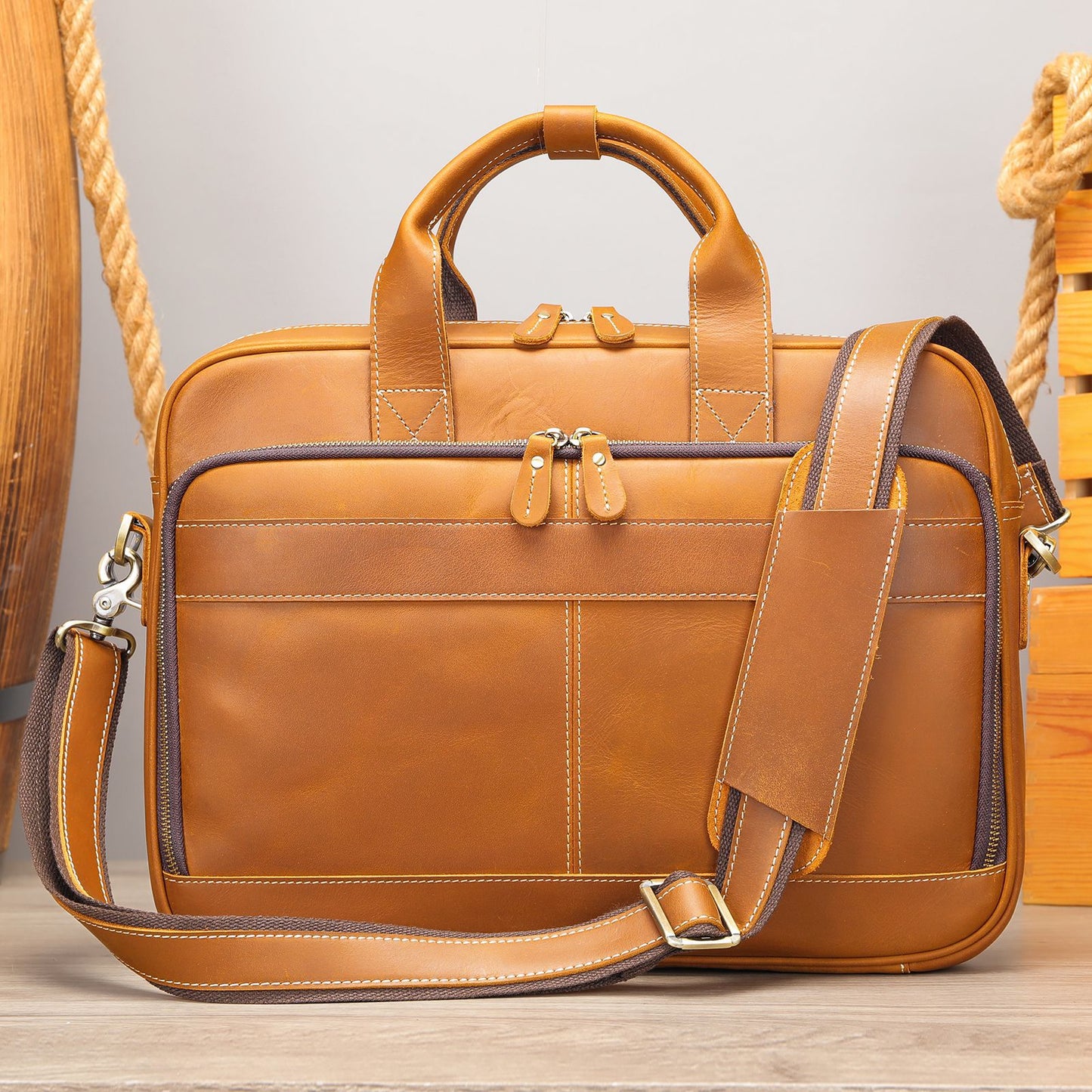 Men's Horizontal Large Capacity Portable Computer Cowhide Bags