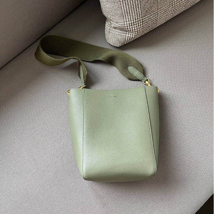 Women's Wide Strap Single Leather Simple Son Bags