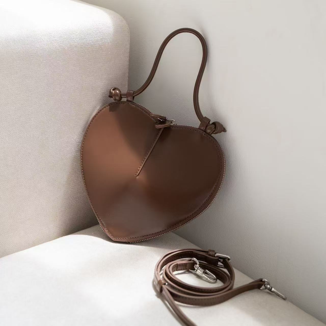 Women's Heart Shape Cowhide Peach Heart-shaped Bags