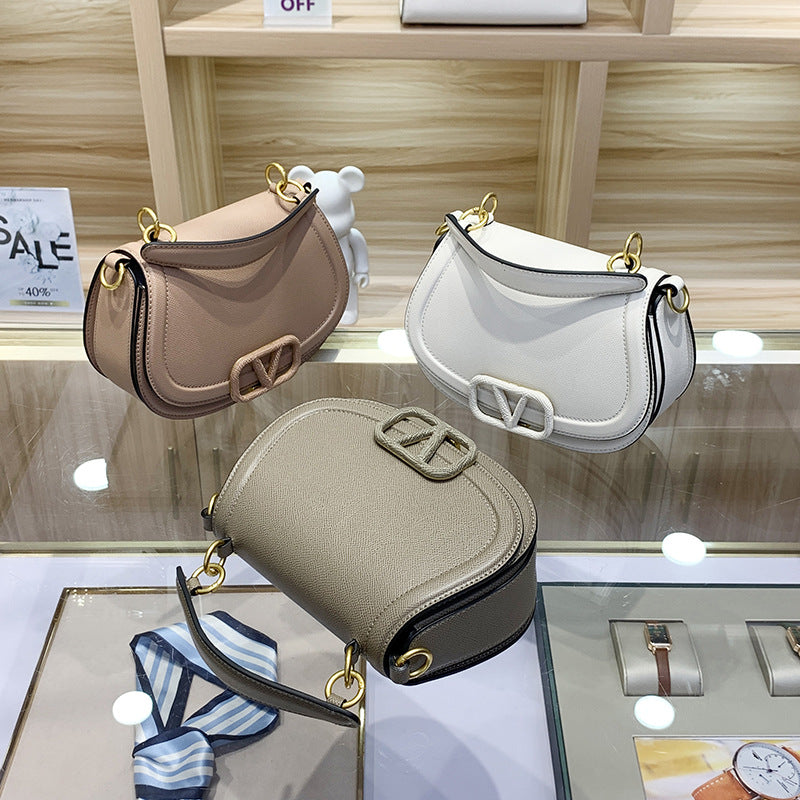 Women's High-grade Summer Underarm Portable Design Saddle Crossbody Bags