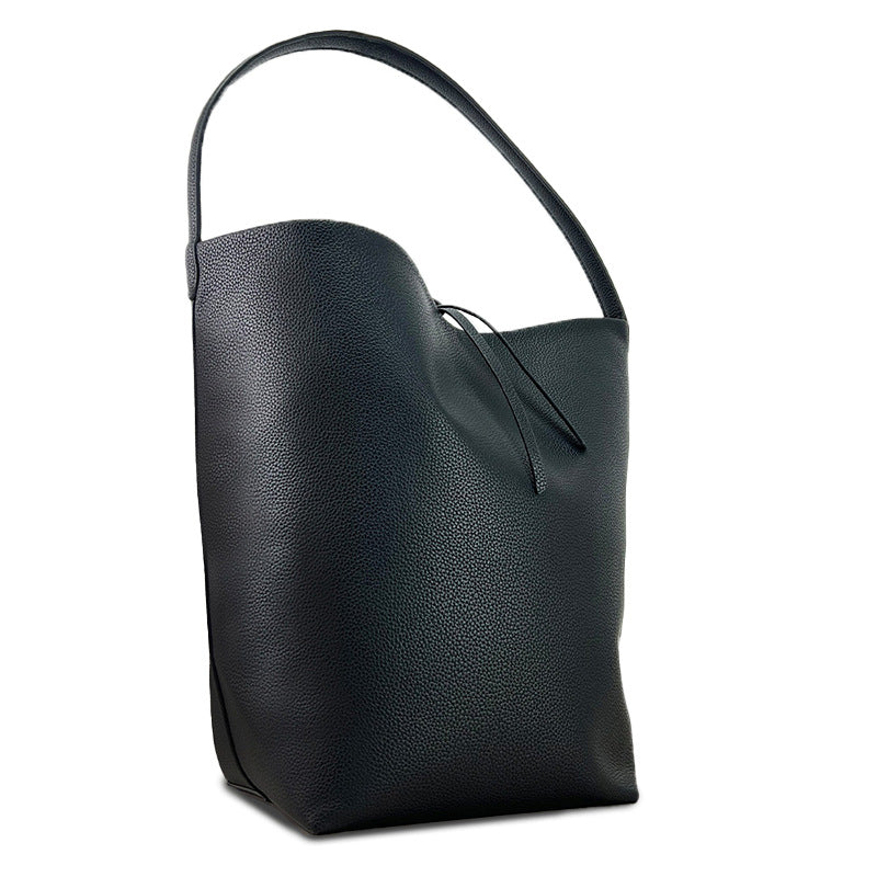 Large Capacity Underarm High Sense Light Bucket Bags