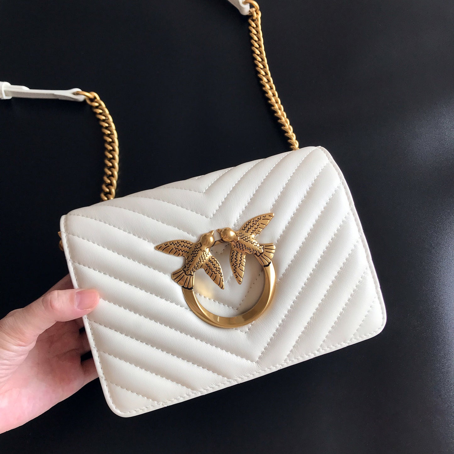 Women's Mini Swallow Sheepskin Chain Wine God Shoulder Bags