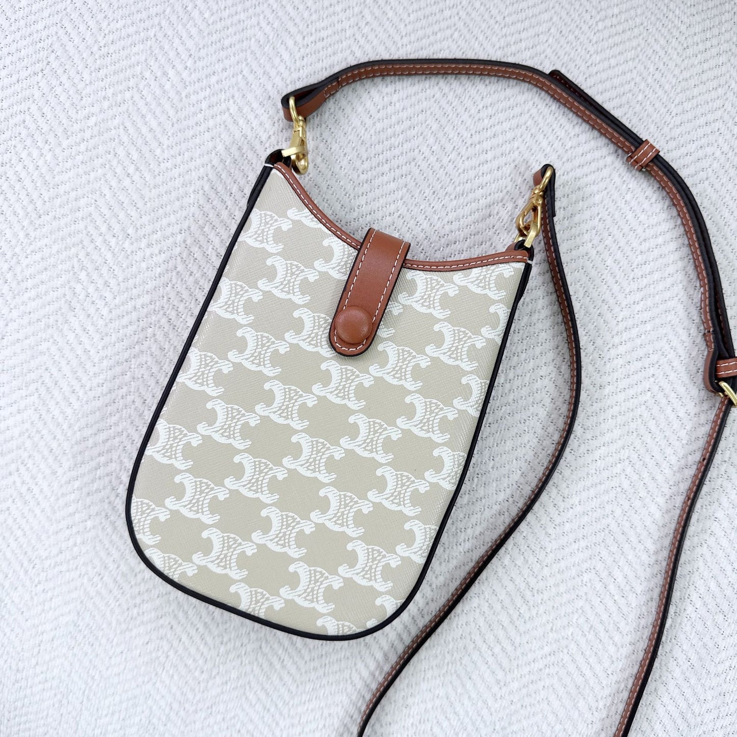 Genuine Leather Arc Mobile Fashion Single Phone Bags