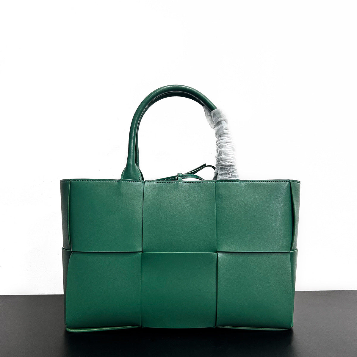 Women's Texture Big Woven Leather Large Capacity Bags