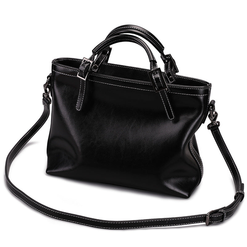 Women's Stylish Leather Simple Commuter Style Shoulder Bags