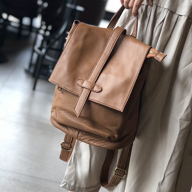 Women's First Layer Leather Retro Simple Leisure Backpacks