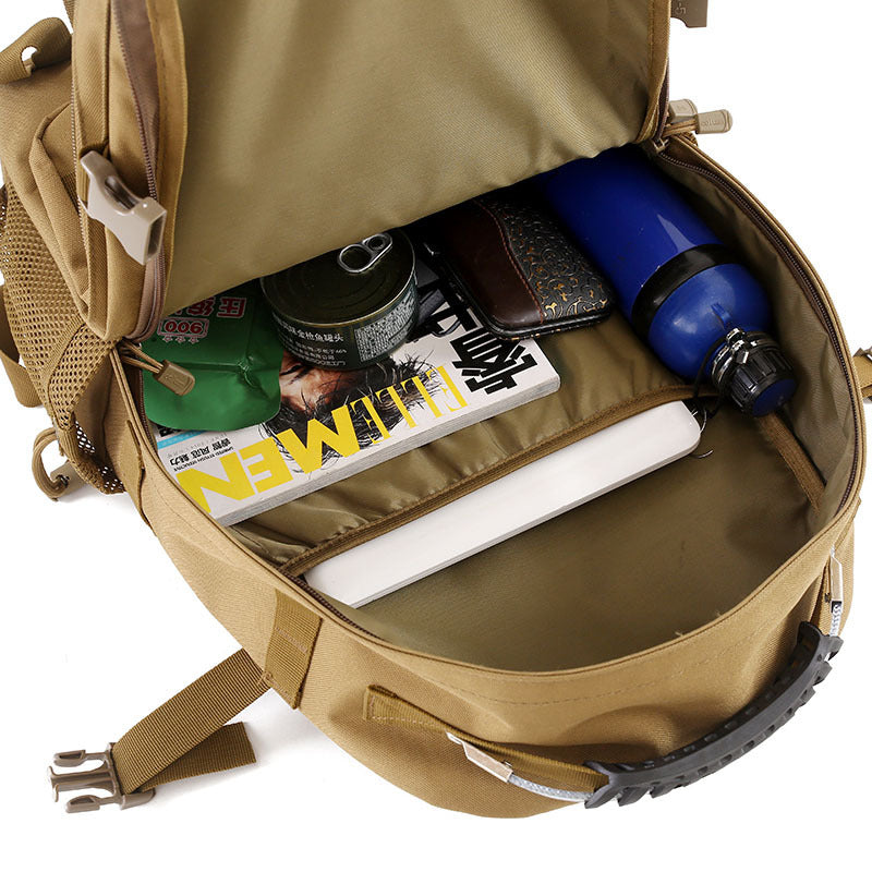 Men's Army Fan Camouflage Tactics Camping Chicken Backpacks