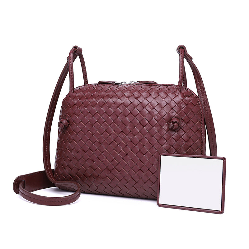 Women's Trendy Handmade Woven Fashionable Shell Crossbody Bags