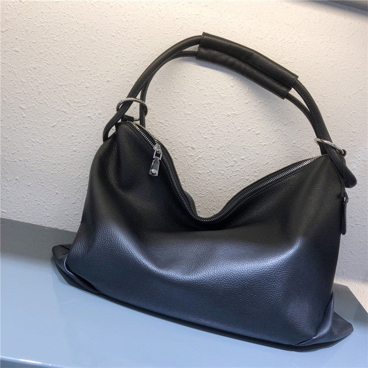 Women's Large Capacity Fashion Korean Style Dumpling Shoulder Bags