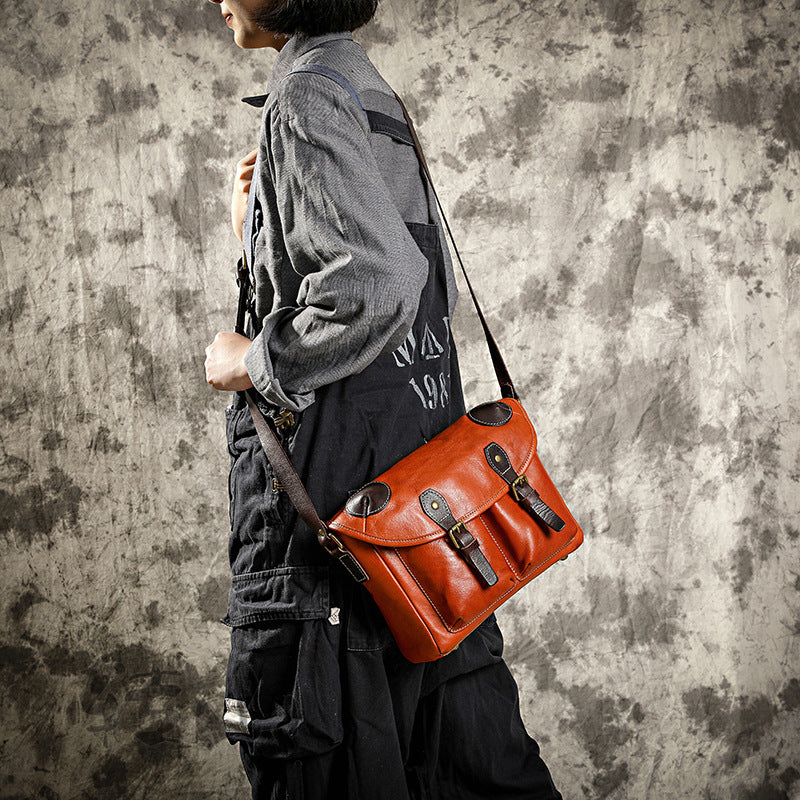 Women's & Men's & Turn Mountain Handmade Vegetable Tanned Men's Messenger Bags