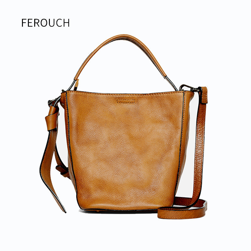 Women's Design Soft Leather Trendy Head Layer Shoulder Bags