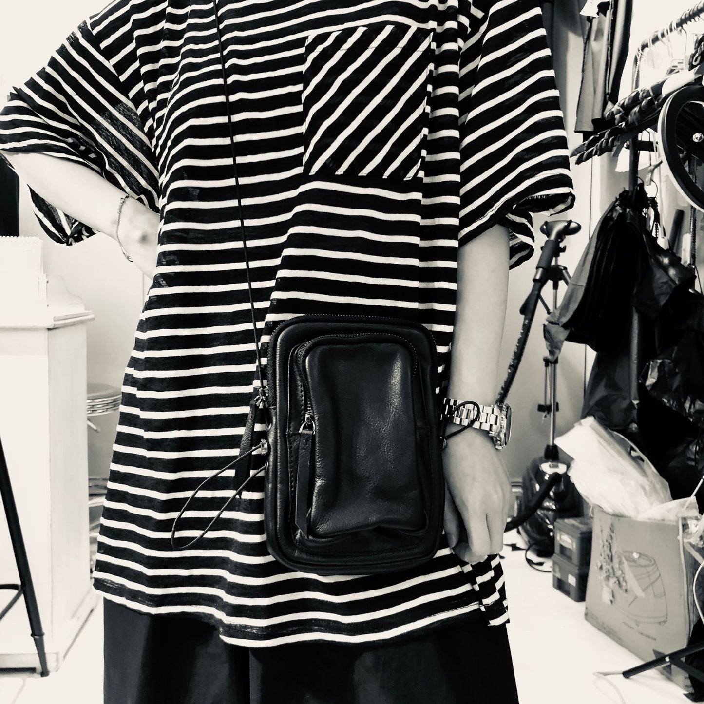 Vintage Genuine Leather Handmade First Layer Cowhide Mobile Shoulder Bags