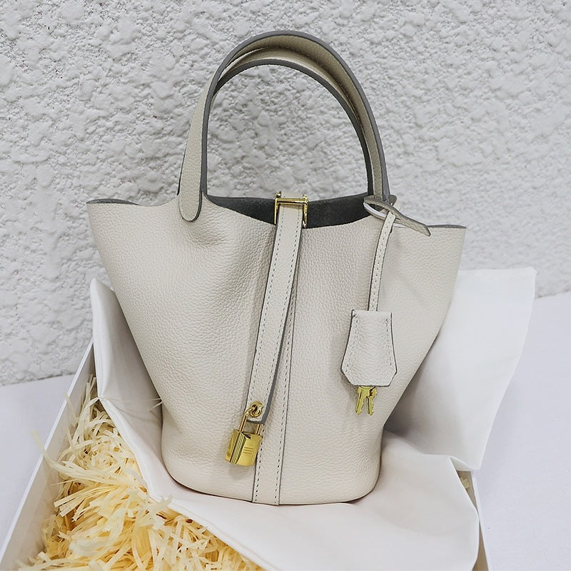 Pattern Vegetable Basket Mild Luxury Retro Large Capacity First Handbags