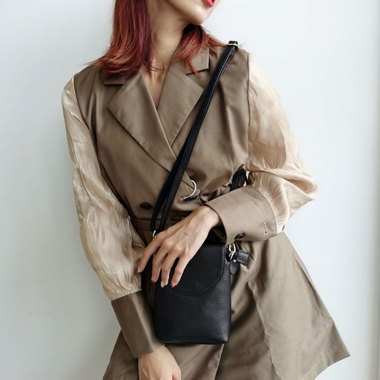 Women's First Layer Cowhide Leather Trendy Wild Shoulder Bags