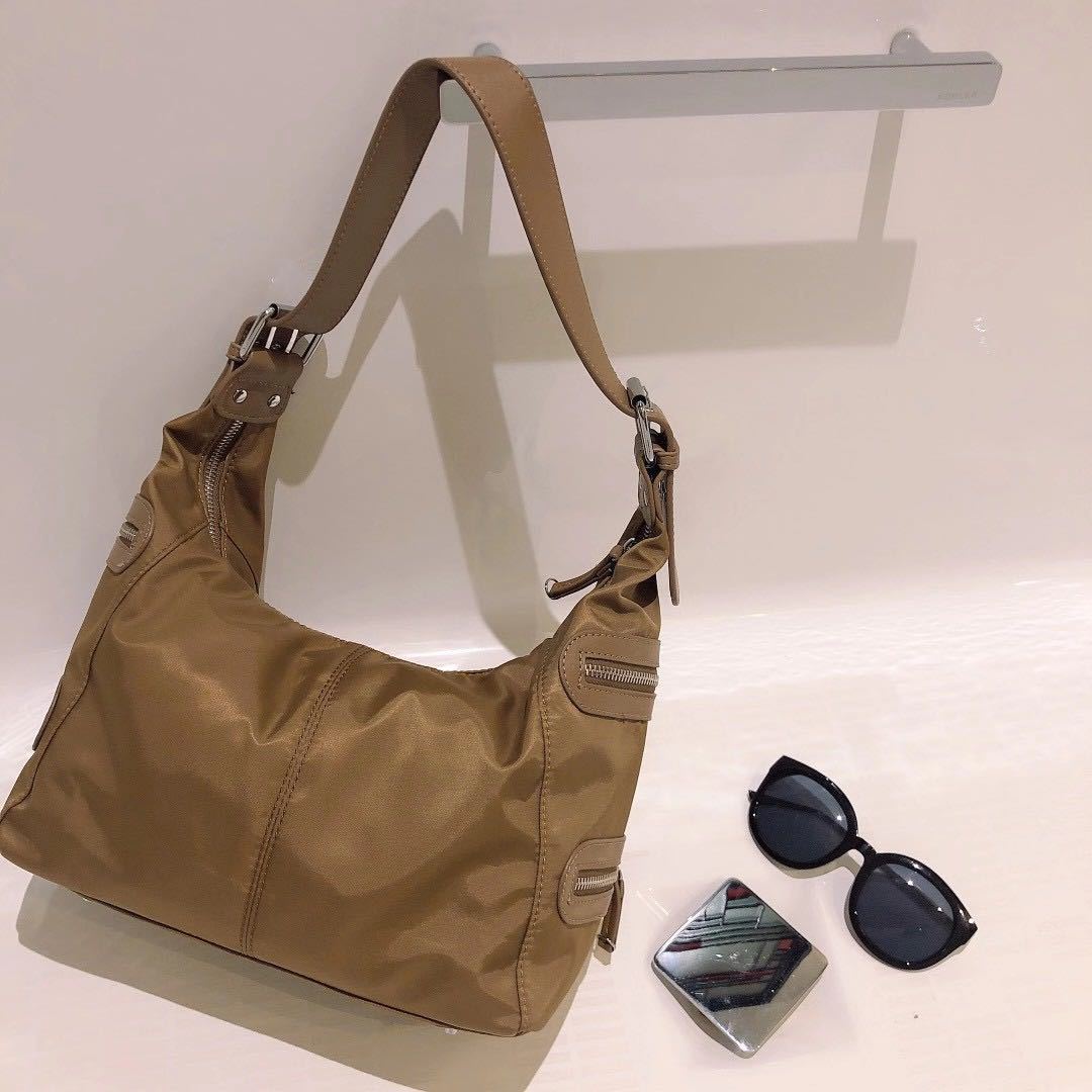 Women's Autumn Versatile Single Nylon Cloth Underarm Tote Bags