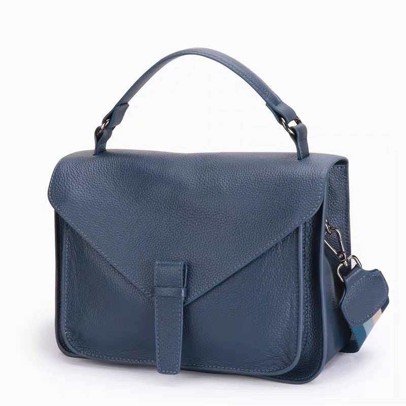 Portable Vintage Large Capacity First Layer Shoulder Bags