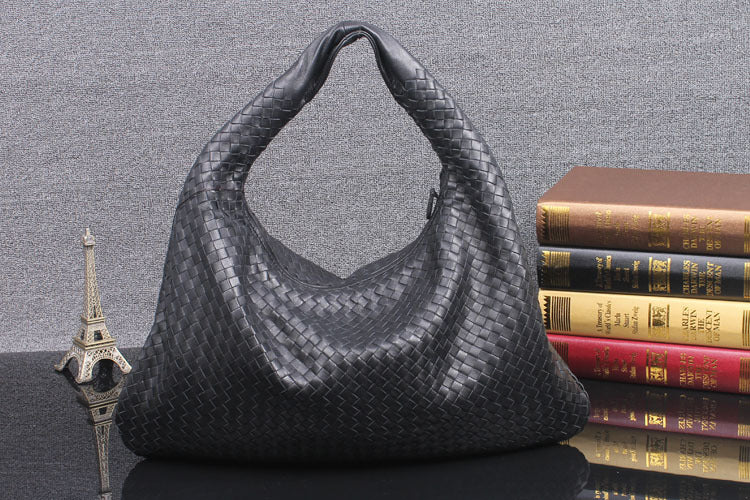 Women's Trendy Large Capacity Sheepskin Hand-woven Shoulder Bags