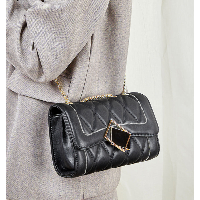 Women's Broadcast Authorized Genuine Leather Classic Style Diamond Shoulder Bags