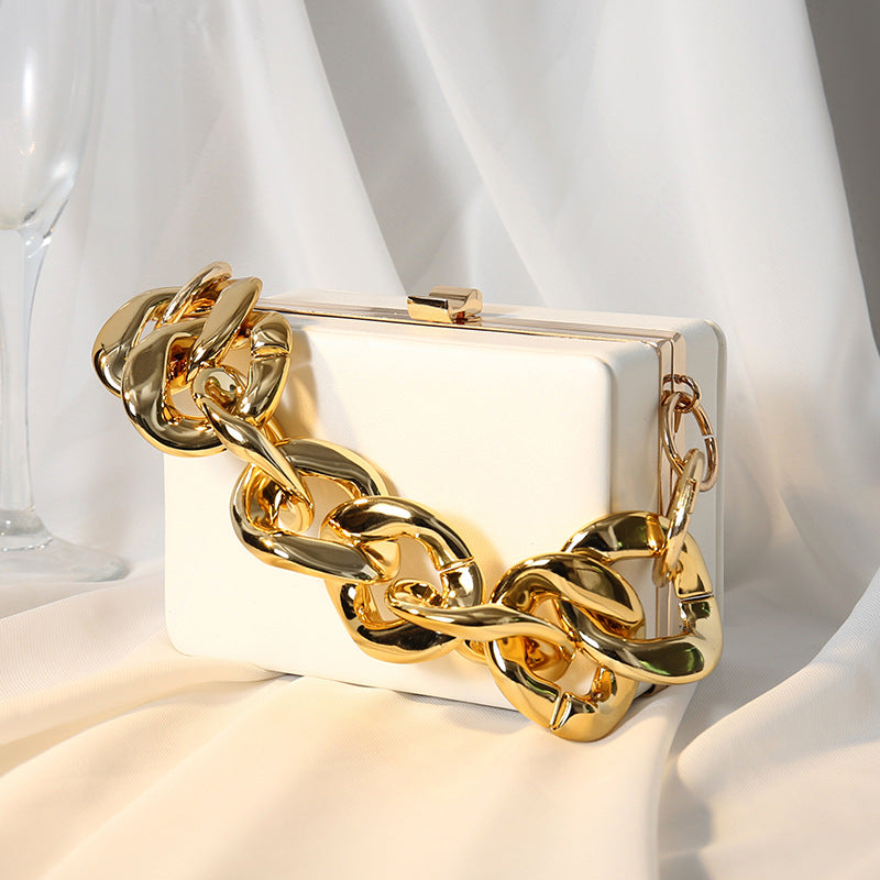 Women's Trendy Pretty Fashion Elegant Chain Handbags