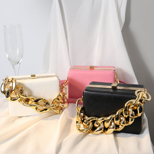 Women's Trendy Pretty Fashion Elegant Chain Handbags