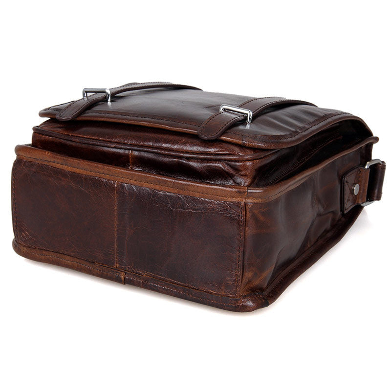 Men's Vintage Genuine Leather Oil Wax First Men's Messenger Bags