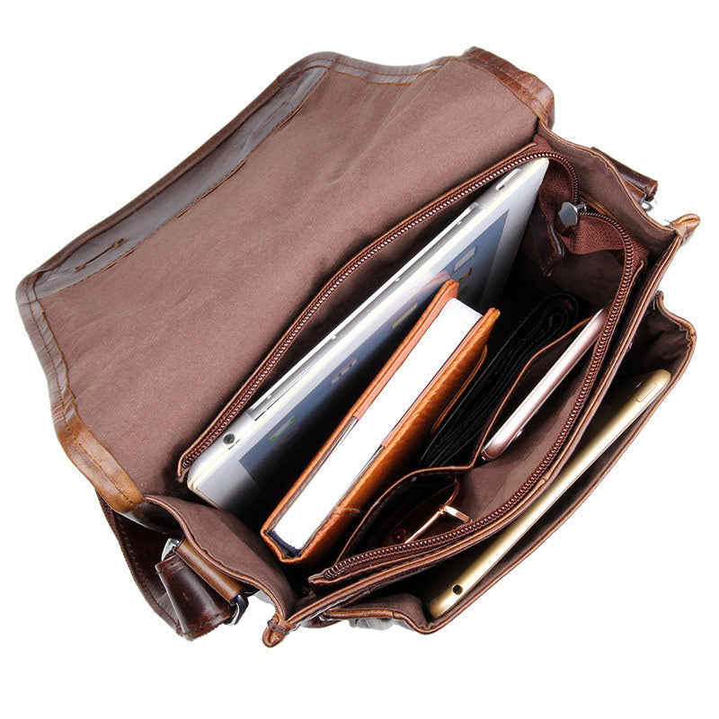 Men's Vintage Genuine Leather Oil Wax First Men's Messenger Bags