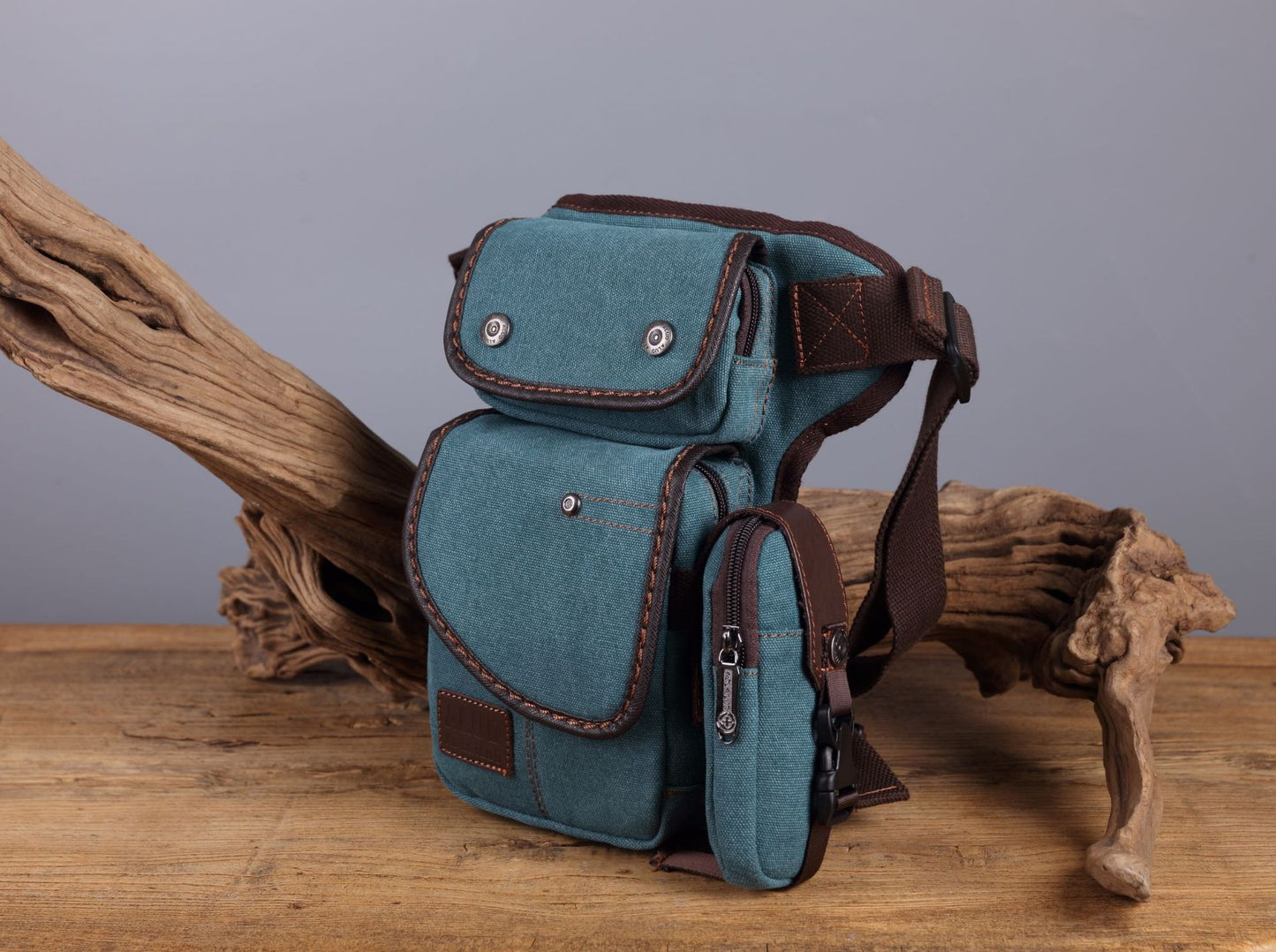 Men's Retro Vertical Model In Shape Zipper Men's Messenger Bags