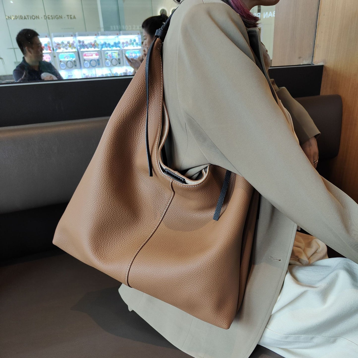 Big Trendy Underarm Design Soft Leather First Tote Bags