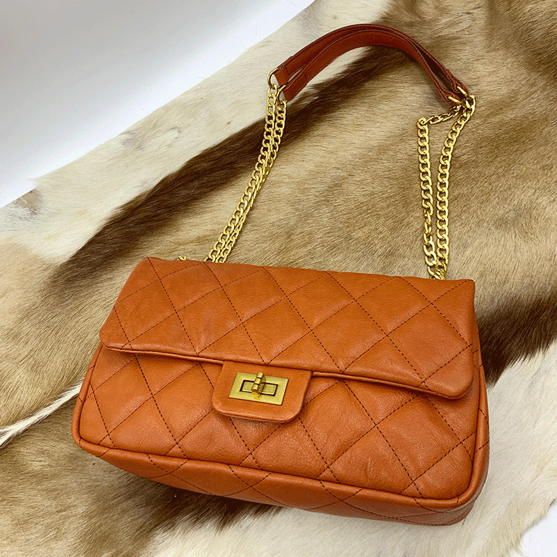 Women's Cowhide Diamond Pattern Fashionable Genuine Leather Classic Style Bags