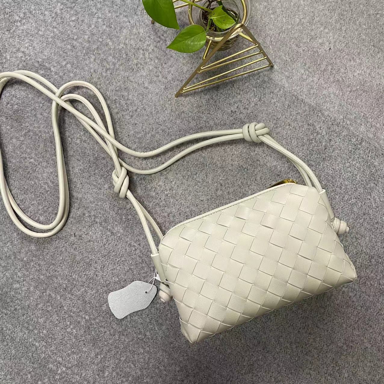 Women's Genuine Leather Cowhide Woven Lunch Box Shoulder Bags