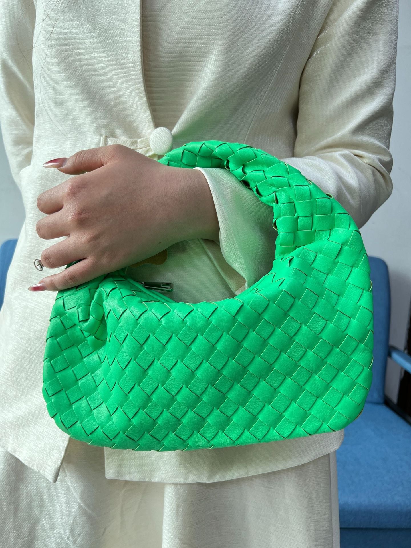 Knotted Hand-woven Horn Portable Dumpling Lot Handbags