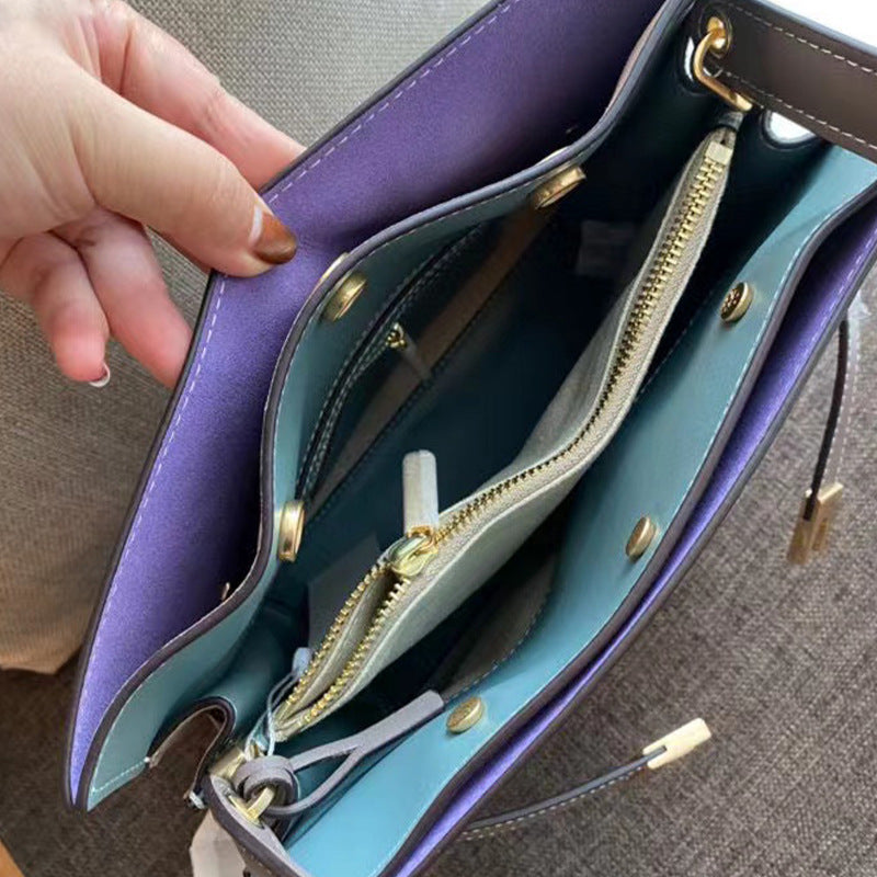 Women's Retro Frosted Hardware Large Capacity Niche Shoulder Bags