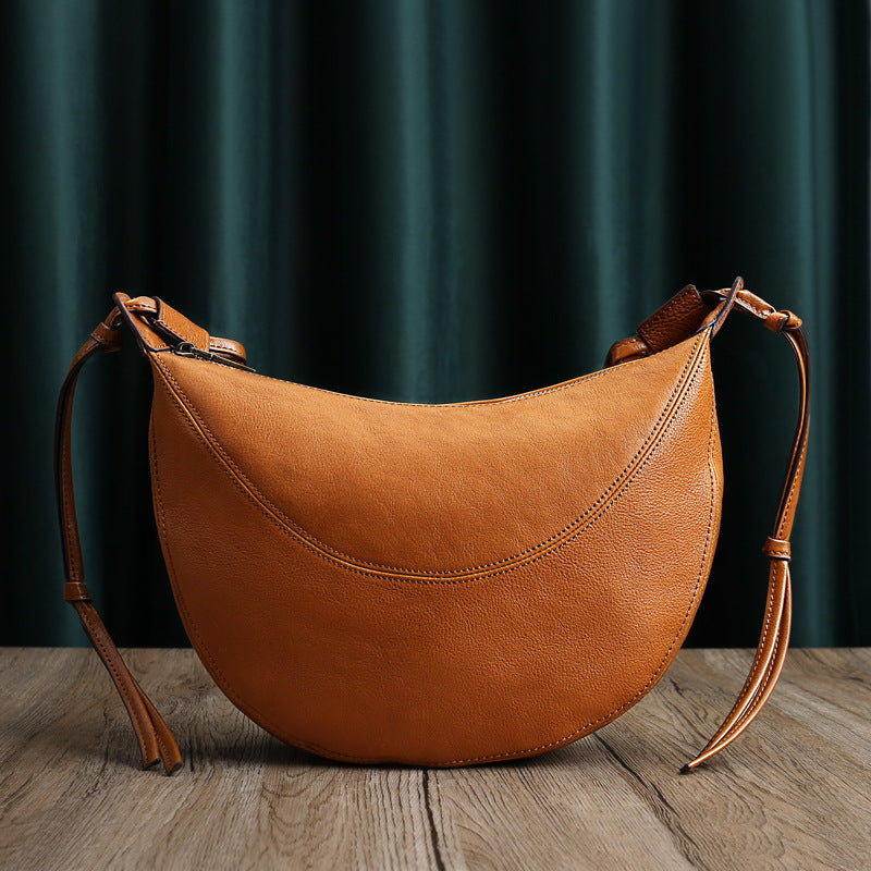 Women's Vegetable Tanned Cowhide Leather Simple Dumpling Shoulder Bags