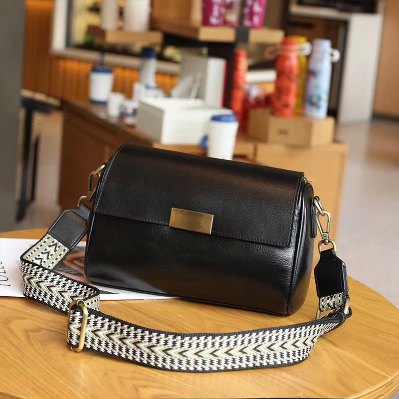 Women's Genuine Leather Vegetable Tanned Commute Wide Bags