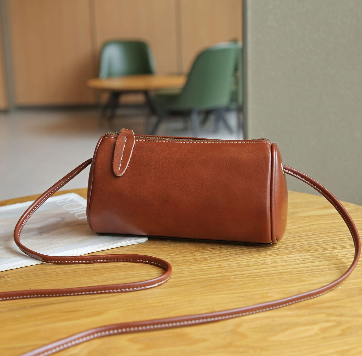 Women's Vegetable Tanned Fashionable Summer Top Layer Shoulder Bags