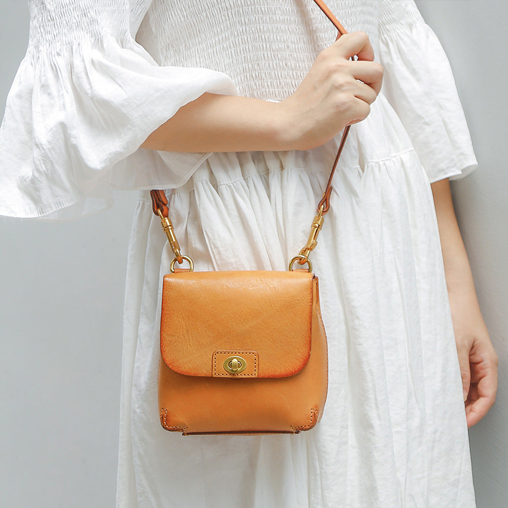 Women's Genuine Leather Retro Stylish Simple Versatile Shoulder Bags